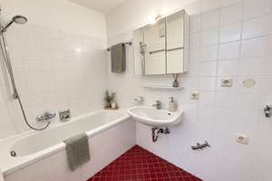 **4 Zimmer mit vielen Möglichkeiten - plus Balkon zum Wohlfühlen** – 70567 Möhringen-Ost, Stuttgart – Vorschaubild 13