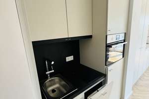 Möbliertes 1-Zimmer-Apartment zwischen Spree und Stadt - Inklusive EBK, Fußbodenheizung und Balkon – Henriette-Lustig-Strasse 21, 12555 Köpenick, Berlin – Vorschaubild 5