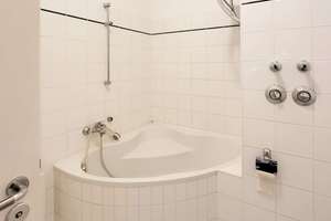 Property thumbnail 11