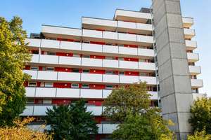 Wohnen mit Weitblick – attraktive 3 Zimmer Wohnung mit überdachtem Balkon und Tiefgarage – Die vollständige Adresse der Immobilie erhältst du vom Anbieter., 69126 Emmertsgrund, Heidelberg – Vorschaubild 12