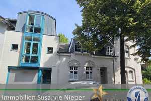 Moderne Architektur trifft auf charmante Baukunst – Häuserensemble – Solingen – Vorschaubild 1