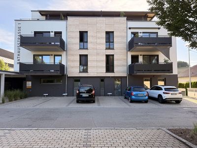 Neuwertige, freizügige Wohnung mit Ausblick *provisionsfrei* - Ab sofort.