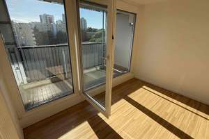 Provisionsfrei**von PRIVAT** Spitzen-Apartment im 7.OG mit Westbalkon - Küchenzeile, Lift*** – 93051 Kumpfmühl-Ziegetsdorf-Neuprüll, Regensburg – Vorschaubild 9