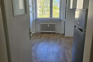 Gepflegte 3-Zimmer-Wohnung im 3. OG mit Balkon in Kassel-Wehlheiden – Ludwig-Mond-Straße 63, 34121 Wehlheiden, Kassel – Vorschaubild 2