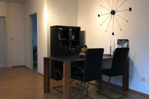 Lichtdurchflutete 2-Zimmer-DG-Wohnung mit Sonnenbalkon am Rhein – Die vollständige Adresse der Immobilie erhältst du vom Anbieter., 53179 Rüngsdorf, Bonn – Vorschaubild 3