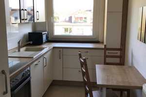 Sonnige 2-Zimmer-Wohnung mit 2 Balkonen, Einbauküche und Weitblick – Pfalzstraße 12, 30173 Hannover – Vorschaubild 1