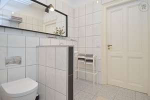 Sehr stilvoll möblierte 2-Zimmer Wohnung mit Terrasse und Internet in Wiesbaden Westend – Die vollständige Adresse der Immobilie erhältst du vom Anbieter., 65195 Westend / Bleichstraße, Wiesbaden – Vorschaubild 17