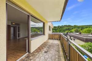 Helle 3-Zimmer-Wohnung mit Balkon, Garage und Treppenlift in Stuttgart-Weilimdorf – Die vollständige Adresse der Immobilie erhältst du vom Anbieter., 70499 Weilimdorf (Ortsteil), Stuttgart – Vorschaubild 19