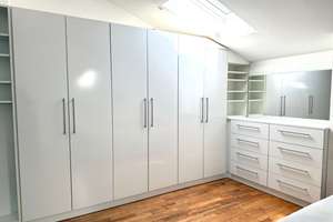 Stilvolle Maisonette-Wohnung mit eigenem Whirlpool-Highlight – Die vollständige Adresse der Immobilie erhältst du vom Anbieter., 80997 Allach, München – Vorschaubild 10