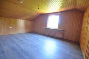 Große Zimmer, viel Grün und absolut ruhig in sehr guter Lage von Denning – München – Vorschaubild 15