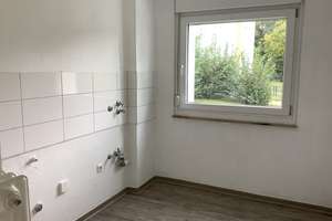 3-Zimmer-Wohnung mit Balkon in Schildesche zu vermieten – Am Pfarracker 42 A, 33611 Schildesche, Bielefeld – Vorschaubild 2