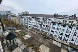 Asia Viertel 1-ZiKüDiBad Wohnung 6.-OG mit Aufzug 2 Balkone (Nord und Süd) mit EBK – 40210 Stadtmitte, Düsseldorf – Vorschaubild 5