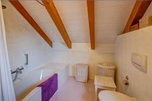 Property thumbnail 9