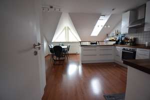 Besondere, großzügige Wohnung in prima Innenstadtlage – Die vollständige Adresse der Immobilie erhältst du vom Anbieter., 68161 Innenstadt/Jungbusch, Mannheim – Vorschaubild 2
