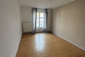 Zeit für etwas Neues: Großzügige 4-Zimmer Wohnung im Herzen von Bonn zu vermieten – Martinsplatz 1+2, 53113 Bonn-Zentrum, Bonn – Vorschaubild 3