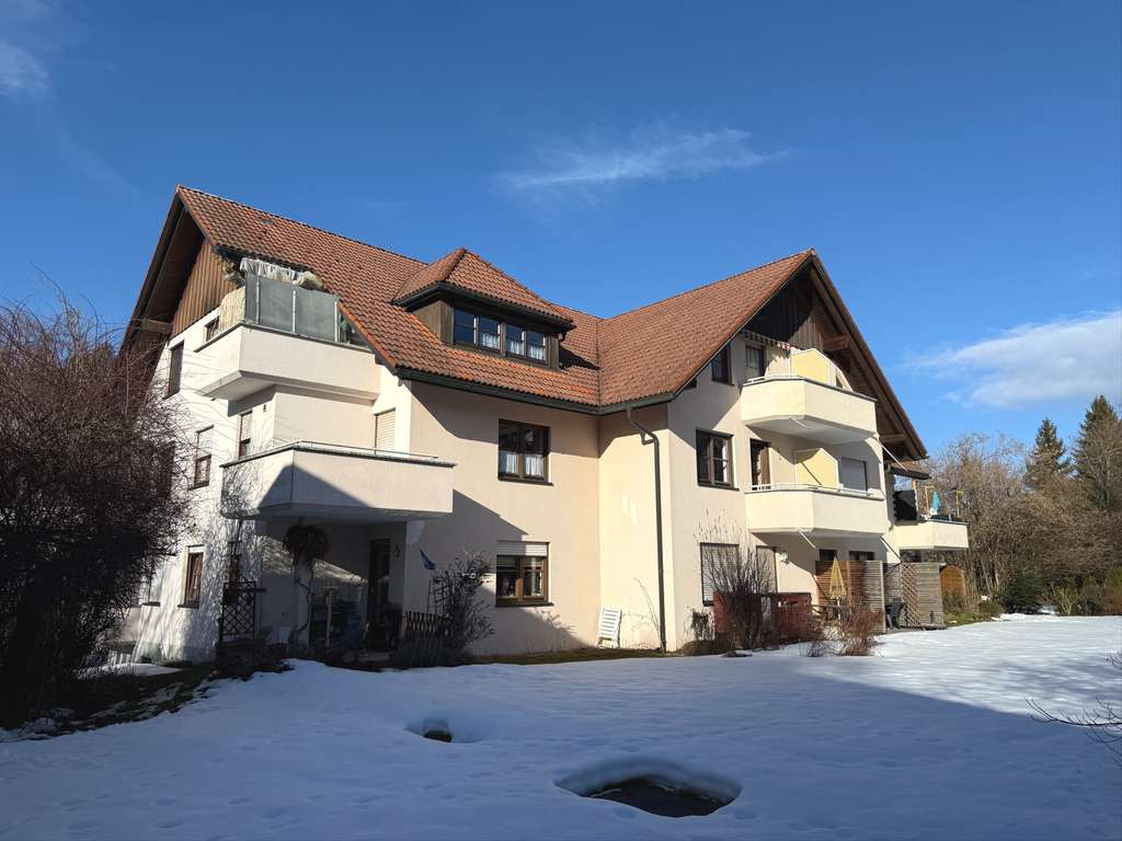 Immobilie in Isny im Allgäu - Gepflegte 2-Zimmer-Erdgeschoßwohnung mit Terrasse in Isny-Neutrauchburg - Bild 0