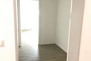 Nur mit Wohnberechtigungsschein für 2 Personen! Moderne 2-Raum-Wohnung mit Aufzug und Balkon – Zum Lebensbaum 15, 18147 Toitenwinkel, Rostock – Vorschaubild 1