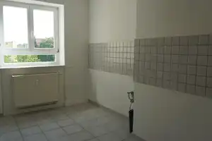 ERSTBEZUG NACH RENOVIERUNG # 2 ZIMMER-WOHNUNG # MIT BALKON # AM HANSEPLATZ! – Reißhausstraße 15, 99085 Erfurt – Vorschaubild 8