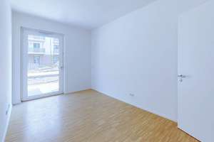 Komfortables Familienwohnen: 4-Zimmer-Wohnung mit offener Küche und Balkon – Grünhofer Weg 44, 13581 Spandau (Ortsteil), Berlin – Vorschaubild 3