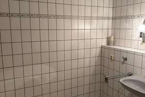 Zwei Zimmer in Mannheim Sandhofen am Stich: Helle Wohnung mit Aufzug – Mönchplatz 11, 68307 Sandhofen, Mannheim – Vorschaubild 2