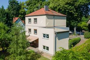Keller, Kamine, Garage u.v.m.: Hochwertig saniertes Ein-/Zweifamilienhaus nahe S-Bhf. Neuenhagen – Die vollständige Adresse der Immobilie erhältst du vom Anbieter., 15366 Neuenhagen bei Berlin – Vorschaubild 3