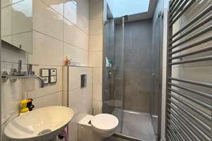 Ein Wohntraum mit Weitblick – Penthouse-Flair mit großer Dachterrasse, Kamin, Garage & Carport – Die vollständige Adresse der Immobilie erhältst du vom Anbieter., 45149 Haarzopf, Essen – Vorschaubild 12