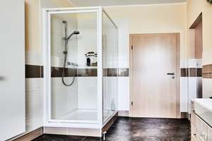 Hübsch renoviertes Ein-/Zweifamilienhaus in ruhiger Lage von Blomberg – Die vollständige Adresse der Immobilie erhältst du vom Anbieter., 32825 Blomberg – Vorschaubild 8