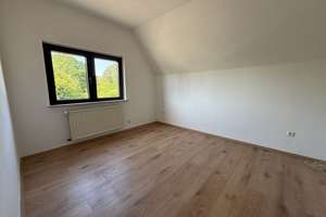Gemütliches Zuhause in Laurensberg: 4-Zimmer, Küche, Diele, 2 Bäder, Gäste-WC, Garten, Kamin – Die vollständige Adresse der Immobilie erhältst du vom Anbieter., 52072 Laurensberg (Statistischer Bezirk), Aachen – Vorschaubild 8