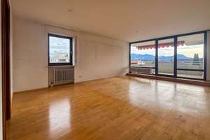 Seltene Gelegenheit am Schloßberg: 3-Zi-Wohnung mit zwei Balkonen und traumhaftem Bergblick! – Die vollständige Adresse der Immobilie erhältst du vom Anbieter., 83071 Stephanskirchen – Vorschaubild 4