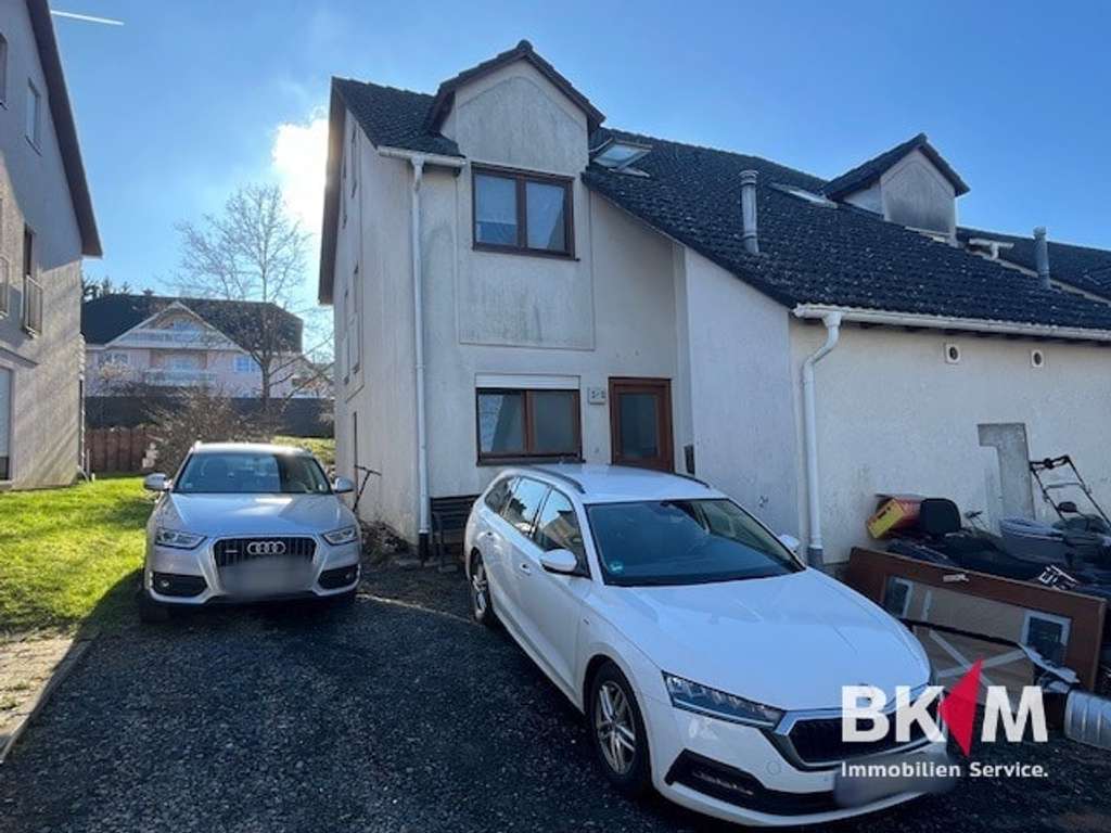 Immobilie in Kirn - Familiendomizil mit reichlich Parkmöglichkeiten  - Bild 0