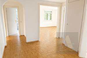 Attraktive 3-Zimmerwohnung mit Wintergarten und großzügigem Gartenanteil in bester Günterstaler Lage – 79100 Günterstal, Freiburg im Breisgau – Vorschaubild 4