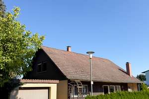 Familienfreundliches Einfamilienhaus mit Garten und Garage – Saturnweg 12, 75175 Südoststadt, Pforzheim – Vorschaubild 2