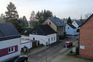 Moderne 2-Raumwohnung in ruhiger Lage von Bottrop - Dachgeschoss – Die vollständige Adresse der Immobilie erhältst du vom Anbieter., 46236 Stadtmitte, Bottrop – Vorschaubild 2
