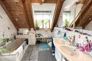 Hochwertiges Einfamilienhaus mit großem Garten, Gartenhaus, Terrasse, Balkon und Einzelgarage – Dachau (Kreis) – Vorschaubild 16