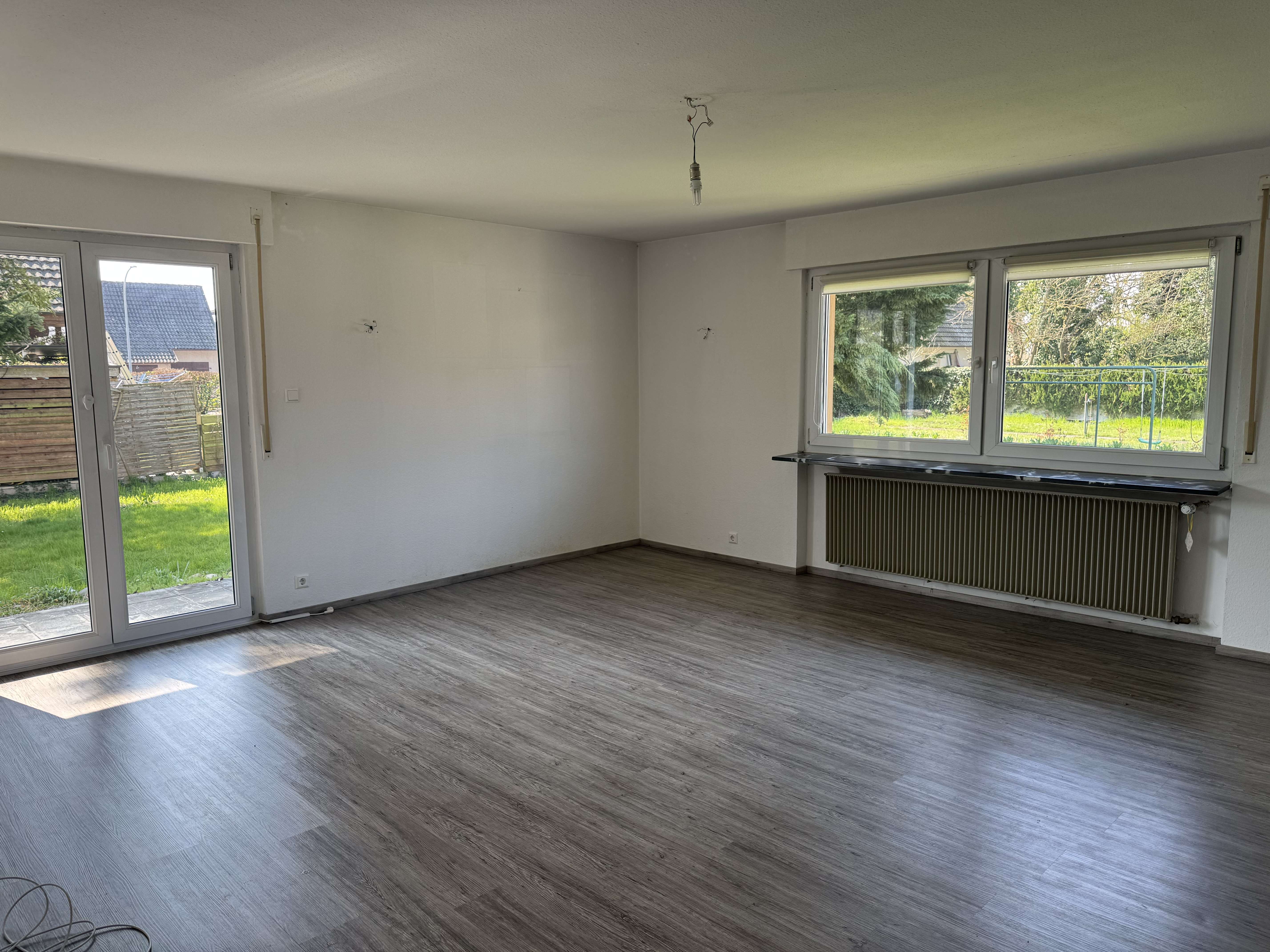 Immobilie in Neuenburg am Rhein - Hübsches Handwerkerhäuschen mit Charakter sucht neuen Eigentümer - Bild 2