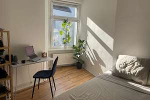 Bright 1-Bedroom Apartment for Short-Term Rent – Samoastr 13, 13353 Wedding, Berlin – Vorschaubild 1