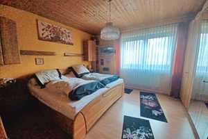 Mit den Eichhörnchen "per Du": 256 qm Wohnfläche und 5.400 qm Grund in einem Ortsteil von Zirndorf! – Fürth (Kreis) – Vorschaubild 15