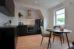 Toll und stilvoll möblierte Maisonette-Wohnung mit Balkon im beliebten Stuttgarter Westen – Die vollständige Adresse der Immobilie erhältst du vom Anbieter., 70563 Hölderlinplatz, Stuttgart – Vorschaubild 3