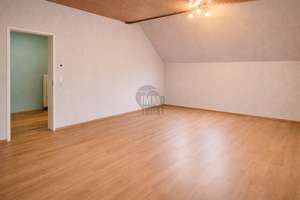 ATTRAKTIVE KAPITALANLAGE IM HERZEN VON OLDENBURG – VOLLVEMIETETES ZWEIFAMILIENHAUS – Die vollständige Adresse der Immobilie erhältst du vom Anbieter., 26135 Osternburg, Oldenburg (Oldenburg) – Vorschaubild 8