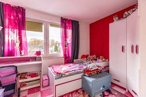 Gepflegtes Zweifamilienhaus mit Garten und Garagen in Misburg-Nord – Die vollständige Adresse der Immobilie erhältst du vom Anbieter., 30629 Misburg-Nord, Hannover – Vorschaubild 23