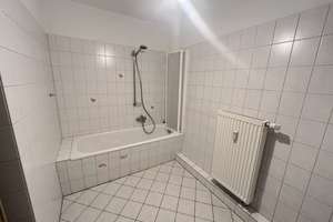 Stadtleben trifft Erholung: 3-Raum-Wohnung direkt am Schlossteich – Erich-Schmidt-Str. 21, 9113 Zentrum, Chemnitz – Vorschaubild 10