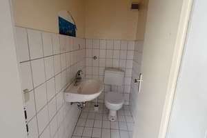 Viel Platz & Potenzial: 2-Zimmer-Wohnung mit zwei zusätzlichen Zimmern im Dachgeschoss – 46149 Schwarze Heide, Oberhausen – Vorschaubild 18
