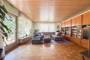 Bungalow mit schönem Garten und Doppelgarage in ruhiger Lage von Niederfüllbach – Die vollständige Adresse der Immobilie erhältst du vom Anbieter., 96489 Niederfüllbach – Vorschaubild 5
