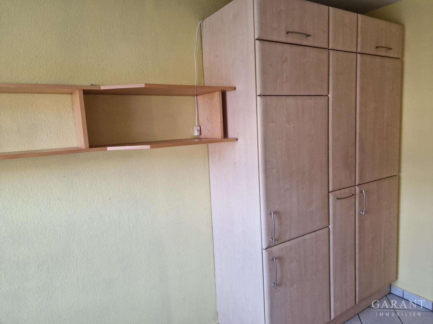 Immobilie in Walsdorf - Charmante 3 Zimmer-Wohnung mit Südwest-Balkon, komplett mit Einbauküche - Bild 1