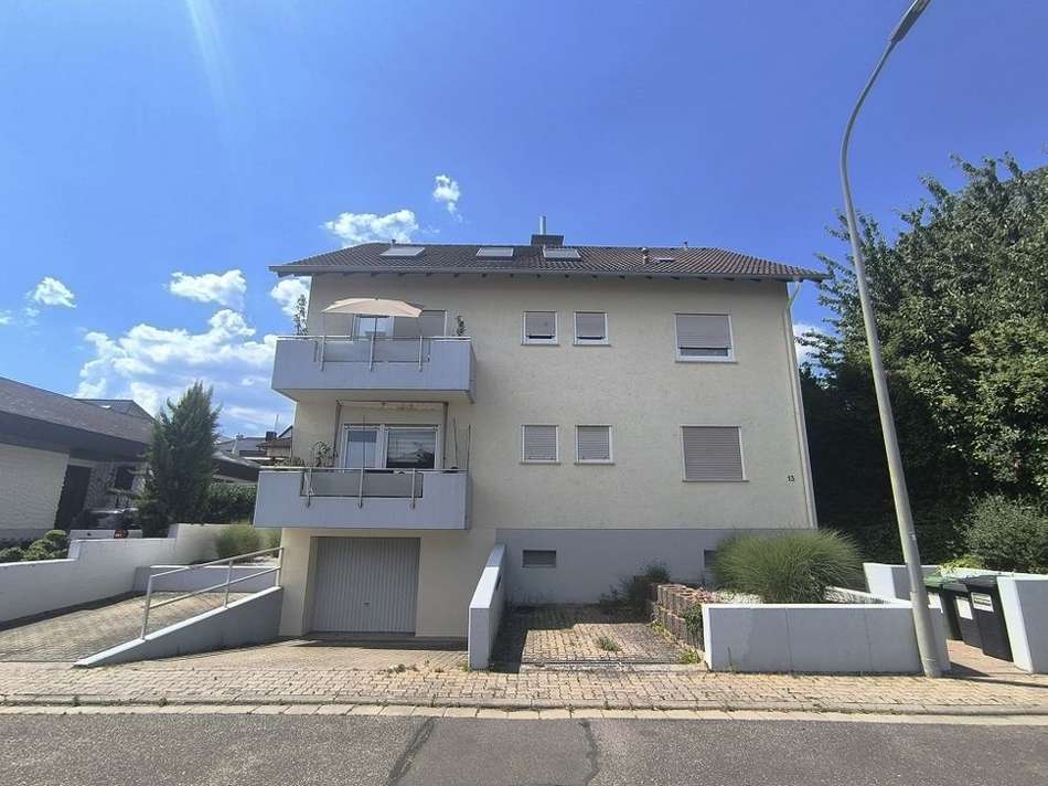 Straßenansicht