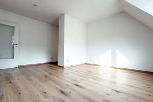 Wunderschöne Dachgeschosswohnung im begehrten Stadtteil List – Die vollständige Adresse der Immobilie erhältst du vom Anbieter., 30161 List, Hannover – Vorschaubild 10
