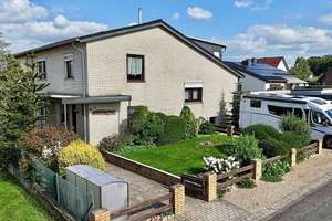Feldrandlage: 3-Zimmer-Wohnhaus mit Keller, Garten und Garage – Die vollständige Adresse der Immobilie erhältst du vom Anbieter., 38446 Barnstorf, Wolfsburg – Vorschaubild 1