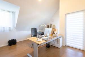 Großzügiges Penthouse mit bequemem Aufzug direkt in die Wohnung – Die vollständige Adresse der Immobilie erhältst du vom Anbieter., 70499 Weilimdorf (Ortsteil), Stuttgart – Vorschaubild 10