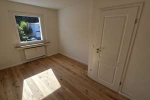 Uhlenhorster Wald I Top sanierte Wohnung I 2 Zimmer I  Parkett I inkl. Einbauküche I Balkon – Uhlenhorstweg 37, 45479 Broich, Mülheim an der Ruhr – Vorschaubild 24