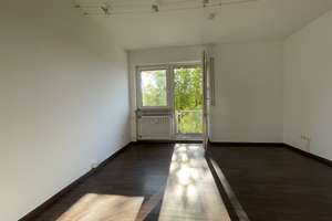 Zentral und grün: Zweizimmerwohnung in der Karlsruher Weststadt – Die vollständige Adresse der Immobilie erhältst du vom Anbieter., 76135 Weststadt, Karlsruhe – Vorschaubild 2